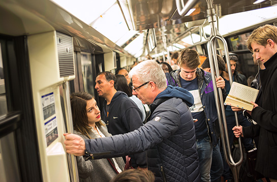 France, Paris, Metro (photo)