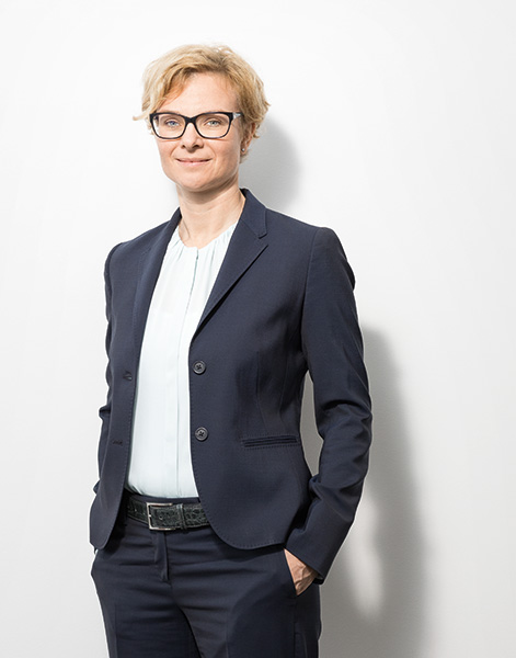 Nora Schiefenhoevel, Head of innovation excellence (portrait)