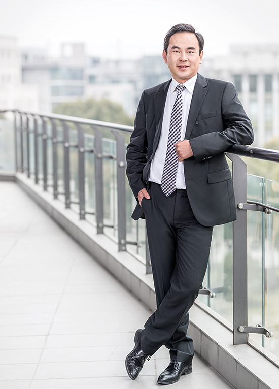 Mike Shao, Head of Sales Emission Control, Business Unit Catalysts (portrait)